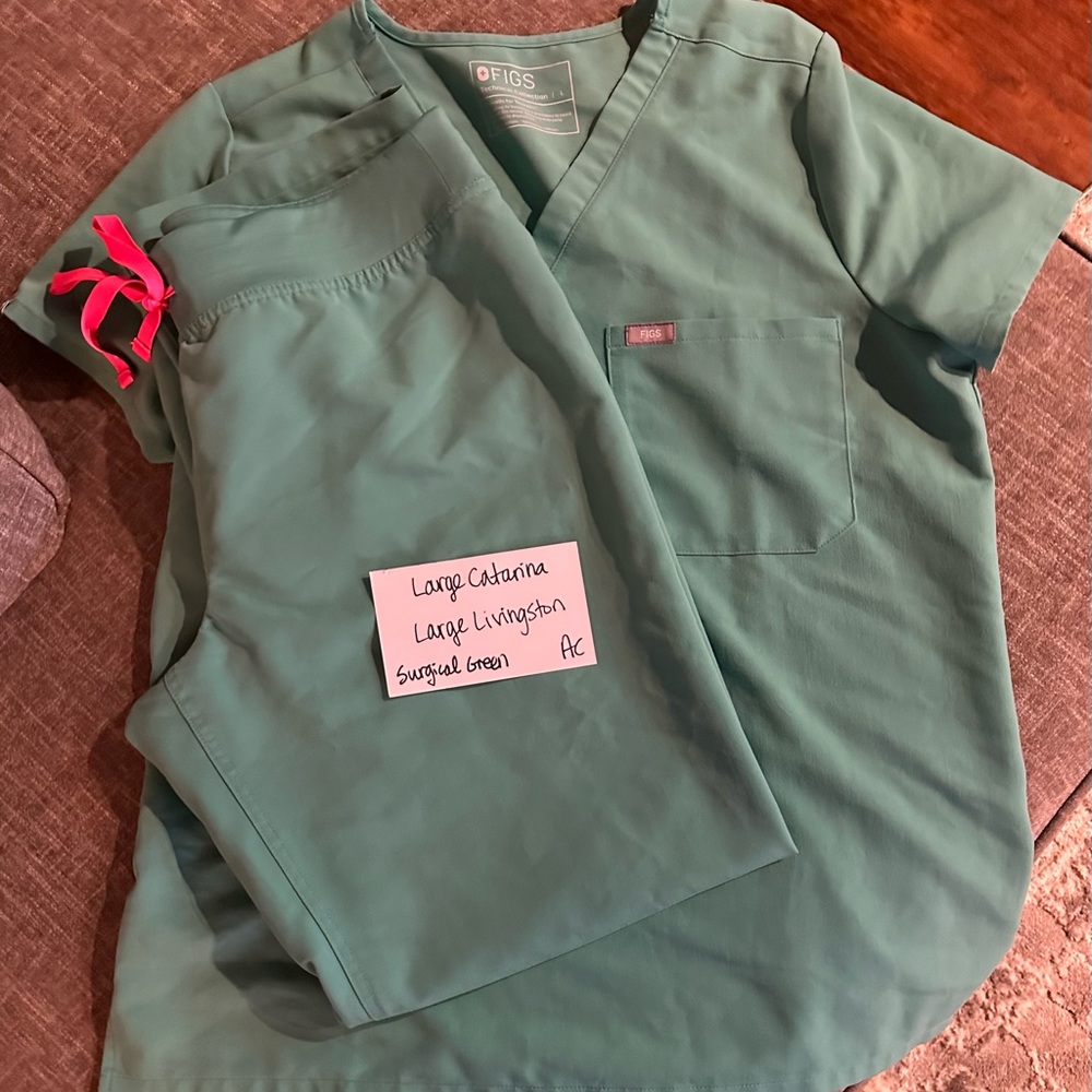 FIGS scrubs